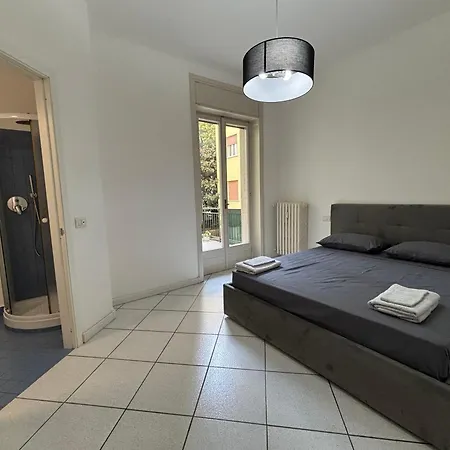 E Spazioso Con 3 Camere, 3 Bagni E Terrazzo شقة