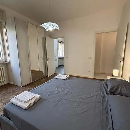 E Spazioso Con 3 Camere, 3 Bagni E Terrazzo *