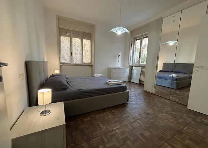 E Spazioso Con 3 Camere, 3 Bagni E Terrazzo