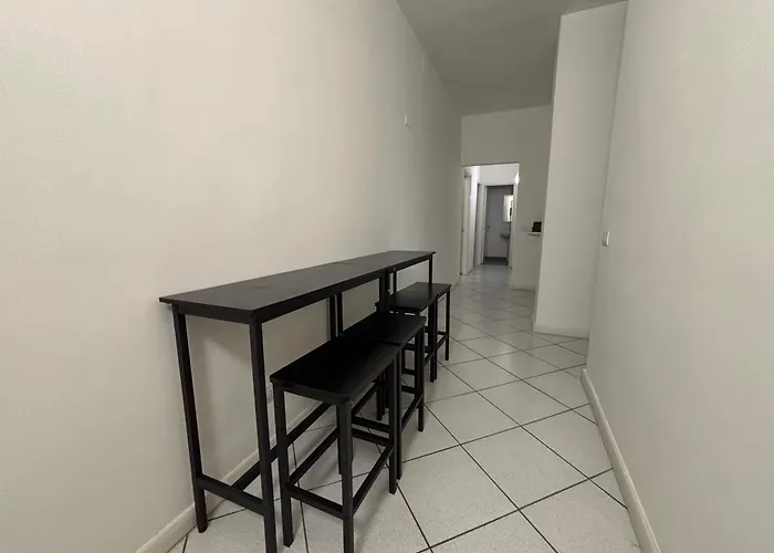 Apartment E Spazioso Con 3 Camere, 3 Bagni E Terrazzo