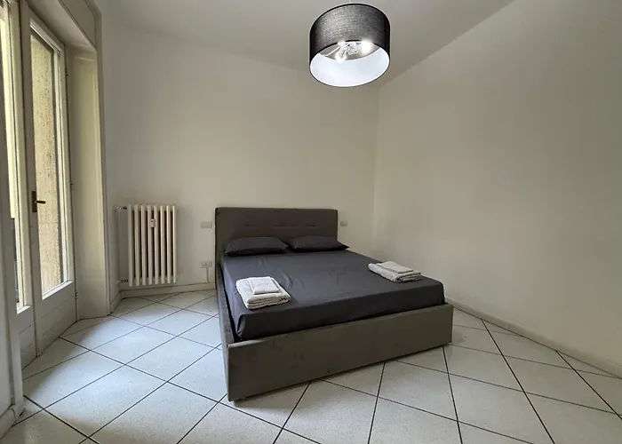 E Spazioso Con 3 Camere, 3 Bagni E Terrazzo Apartment *