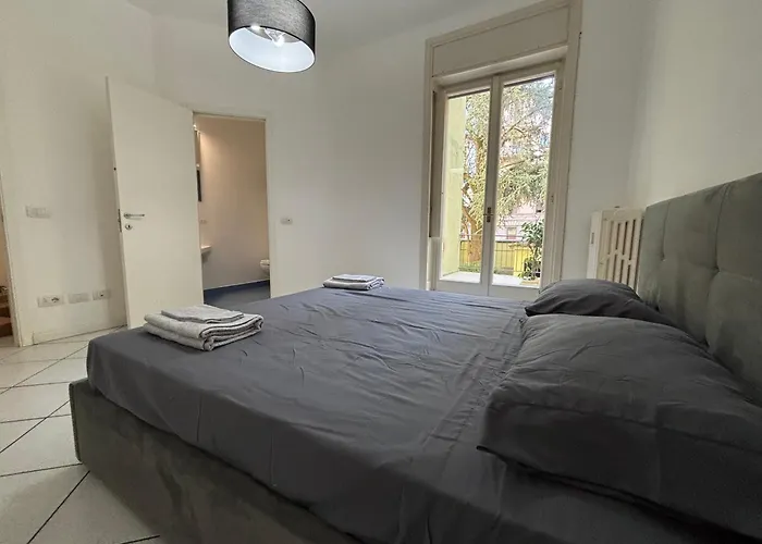 アパート E Spazioso Con 3 Camere, 3 Bagni E Terrazzo *