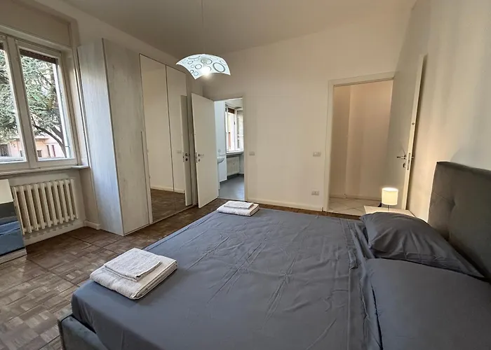 E Spazioso Con 3 Camere, 3 Bagni E Terrazzo *