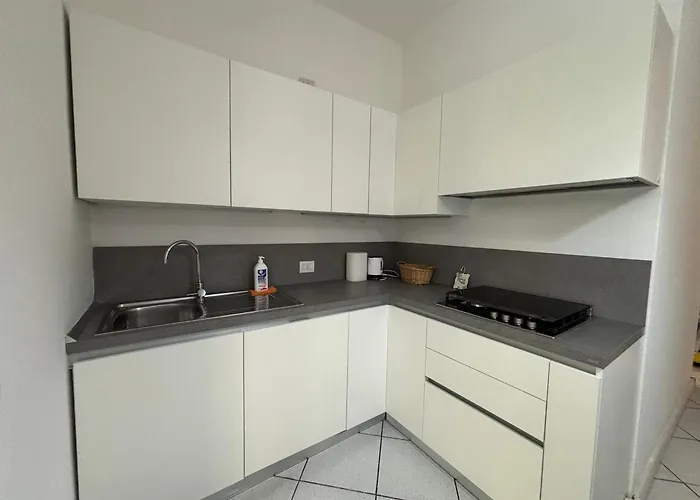 Apartment E Spazioso Con 3 Camere, 3 Bagni E Terrazzo