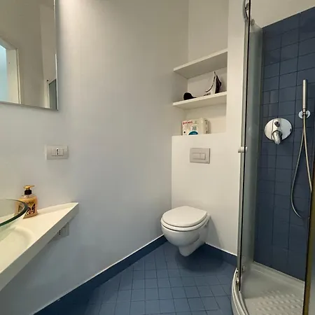 E Spazioso Con 3 Camere, 3 Bagni E Terrazzo *
