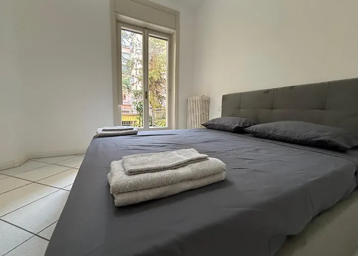 E Spazioso Con 3 Camere, 3 Bagni E Terrazzo *